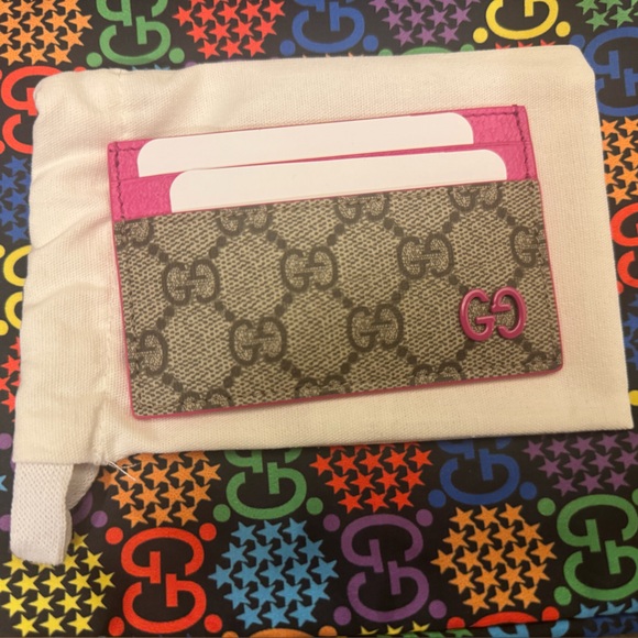 Gucci Accessories - Gucci Pink and Gray Card Holder